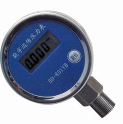 “煙臺機油壓力表看那個數字“/